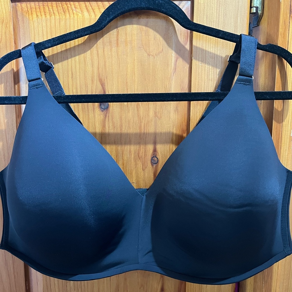 Soma Vanishing 360 wireless Bra